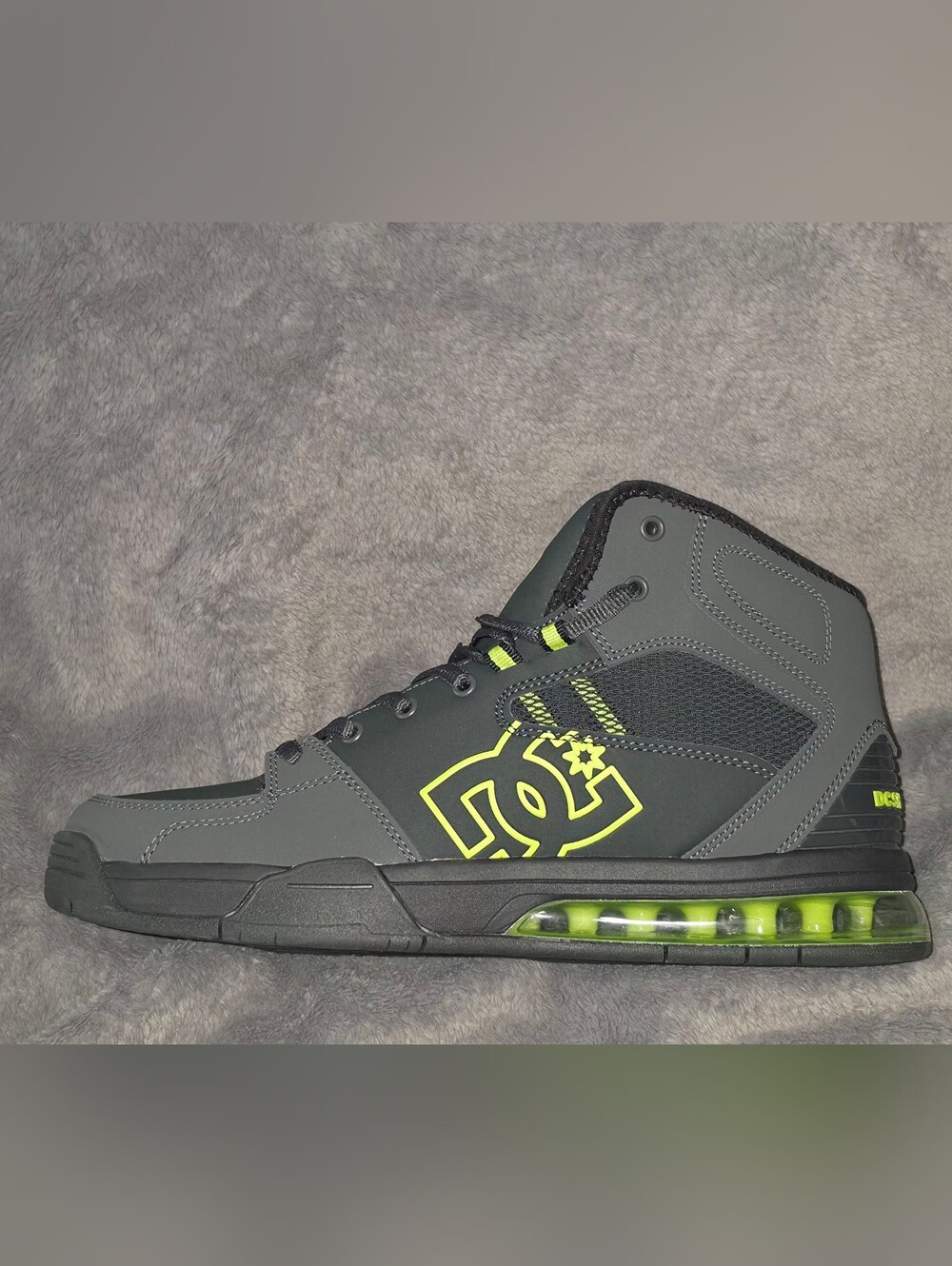 DC Shoes Versatile Hi Leather Skate Shoes ~ Gray Black Neon Lime Mens: 11.5 NWOB